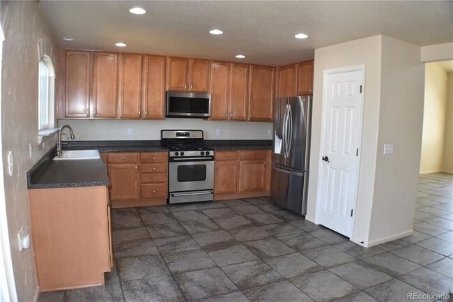 Building Photo - 8305 Cedar Chase Dr