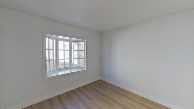 Building Photo - 5752 Centerstone Ct