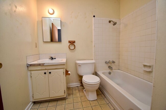 Building Photo - 3 Bed 1.5 Bath in Arcadia