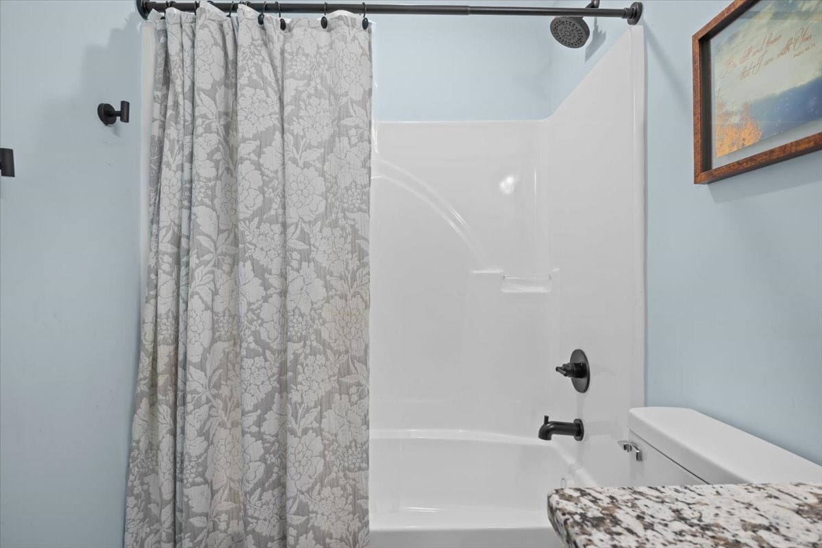 Building Photo - 400 Kaiser Rd