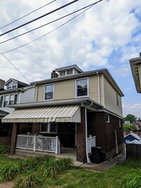 Building Photo - Updated 3 Bedroom in Dormont with AC and Fenced in Yard
