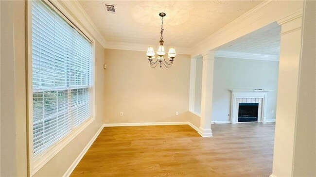 Building Photo - 2321 Clipper Ln