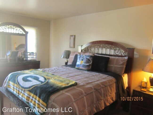 Building Photo - 102-1847 Falls Rd