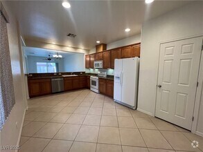 Building Photo - 7417 Quail Heights Ave
