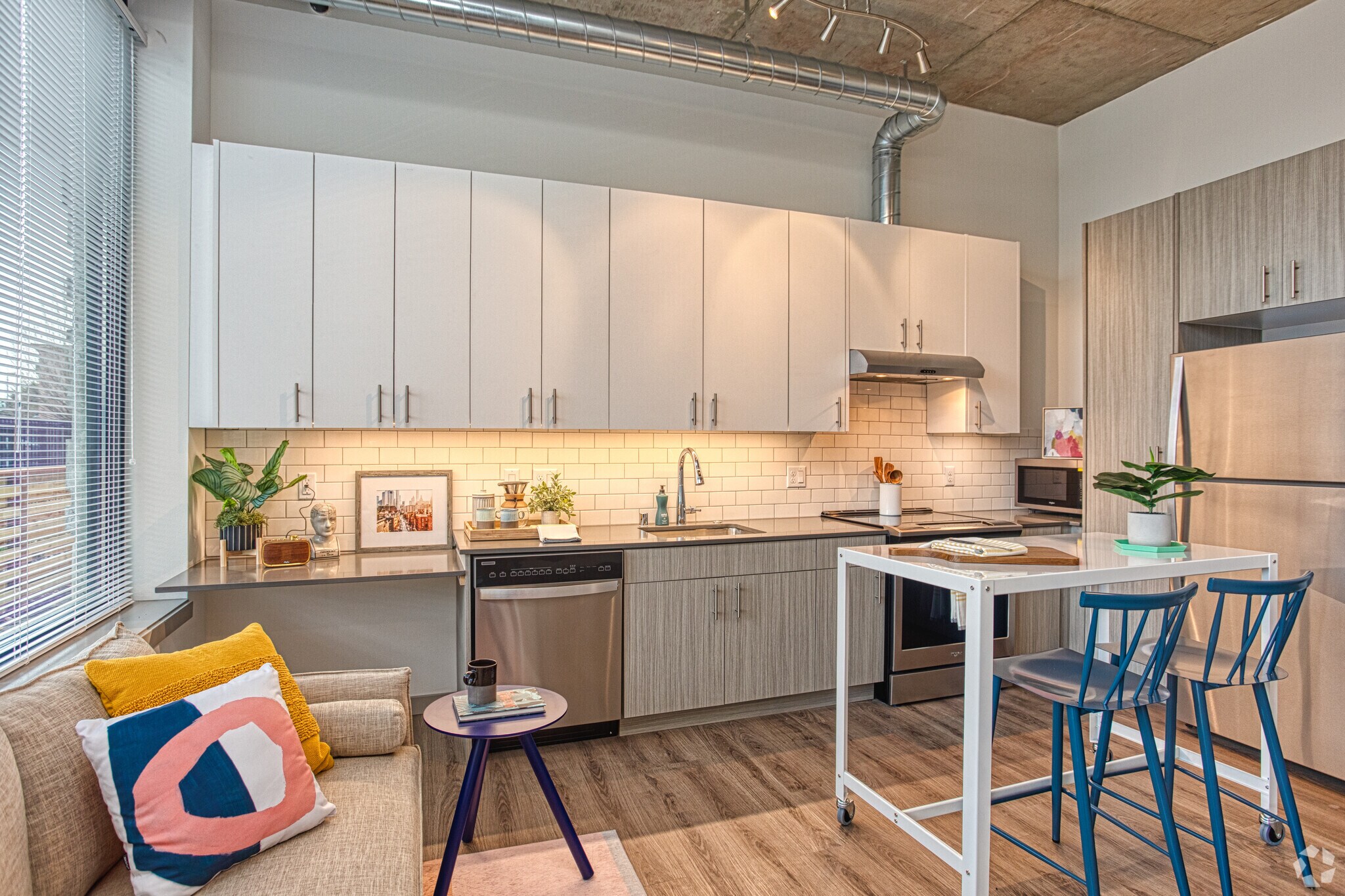 1BR, 1BA - 620SF - z-052026-Midtown 64 Apartments