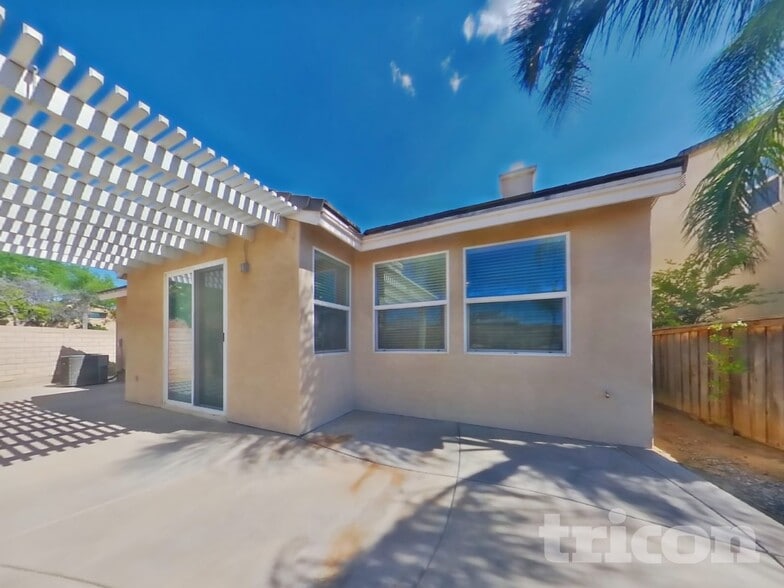 Building Photo - 29810 Cottonwood Cove