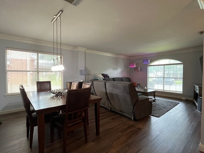 Building Photo - Spacious 3/2.5 in Anderson Mill with AMAZI...