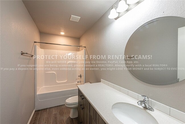 Building Photo - 1285 N Corsica Dr