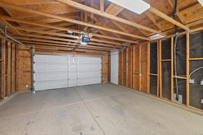 Building Photo - 38786 Brandywine Ave
