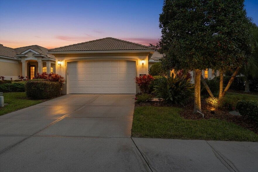 Building Photo - 6055 Wingspan Way