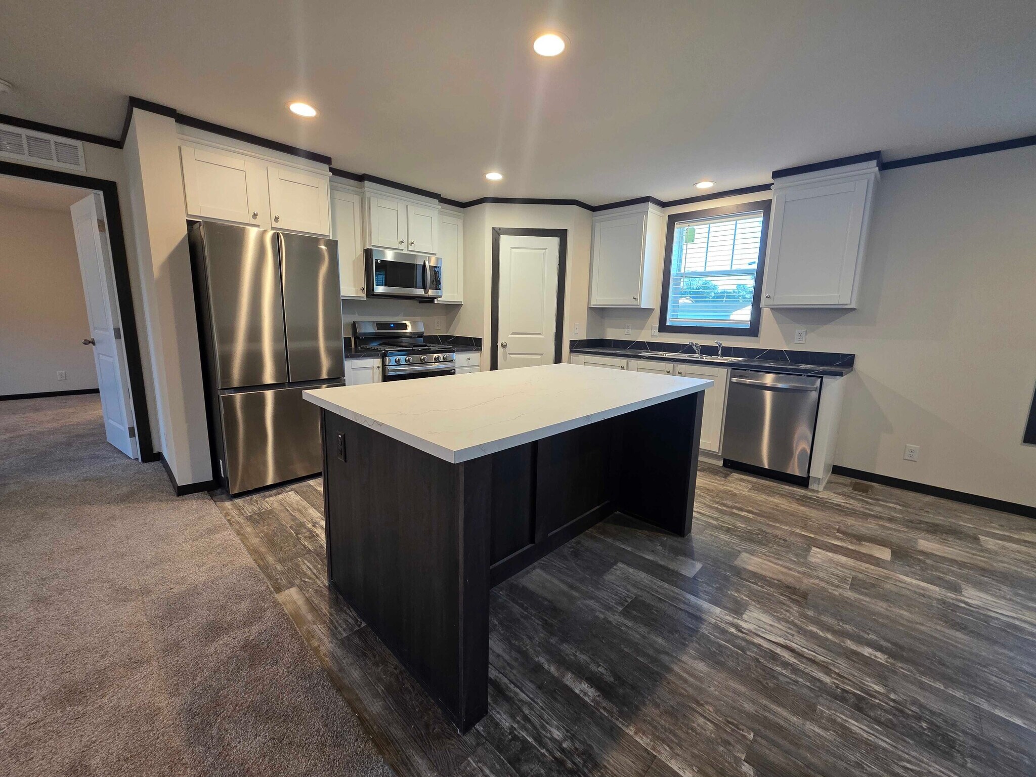 Building Photo - 2315 Ironwood Dr