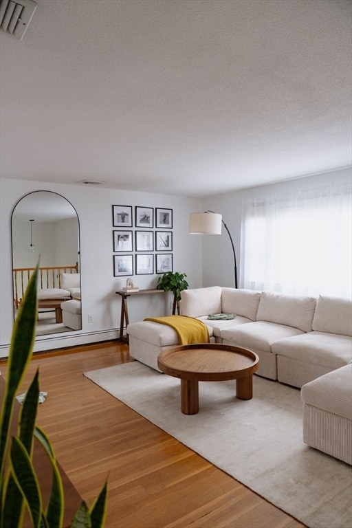 Building Photo - 60 Greenleaf Cir