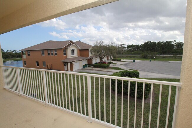 Building Photo - 1015 Venetian Dr