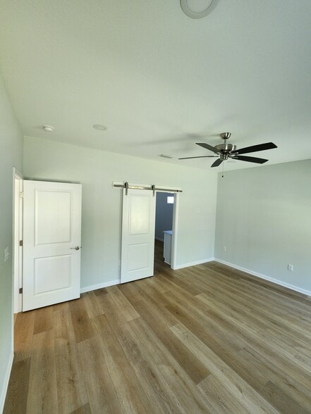 Building Photo - 102 Riverwalk Cir
