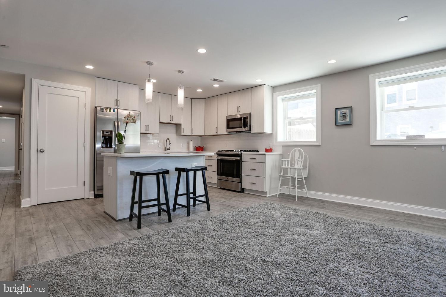 Building Photo - 414 Varnum St NW