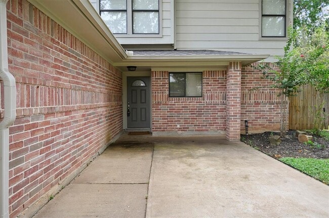 Building Photo - 3807 Cedar Valley Dr