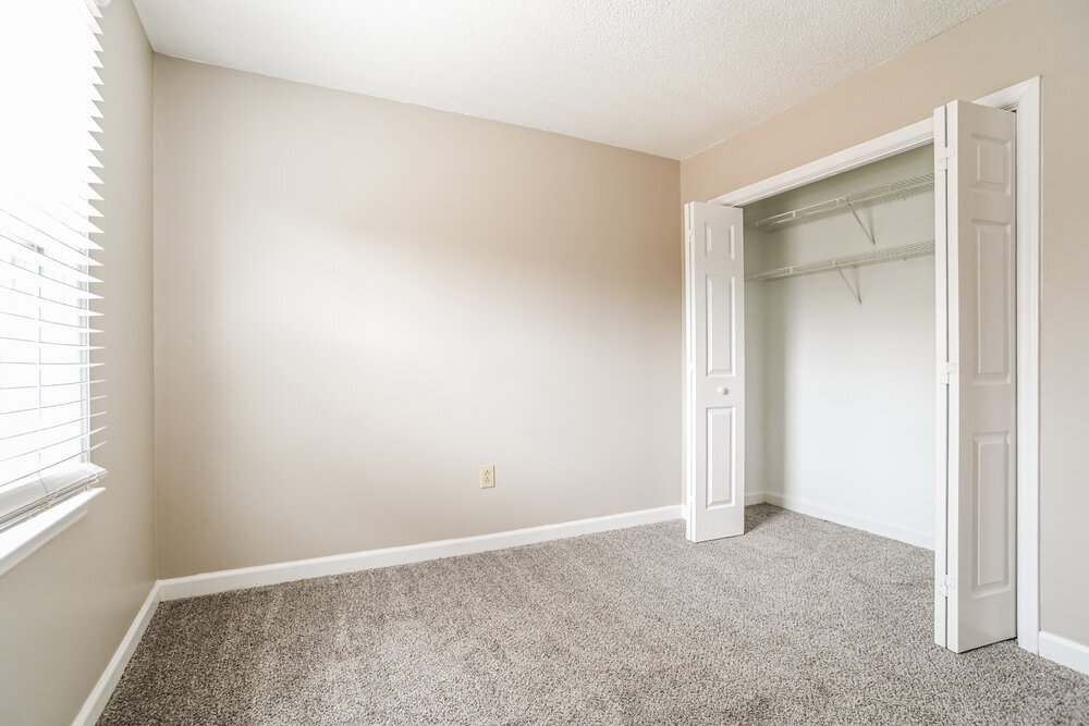 Building Photo - 9313 Fairmead Dr