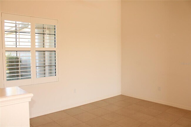 Building Photo - 629 Rosemary Cir