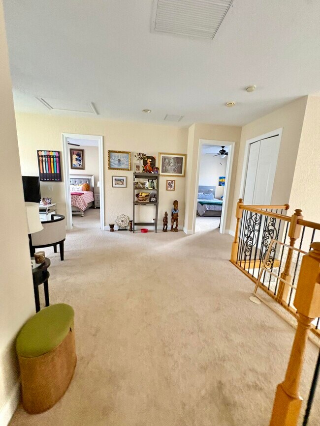 Building Photo - 3558 Collonade Dr