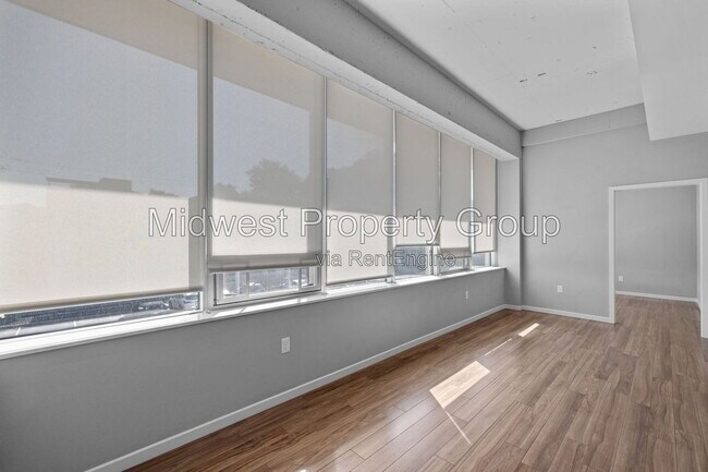 Building Photo - 4100 Lindell Blvd