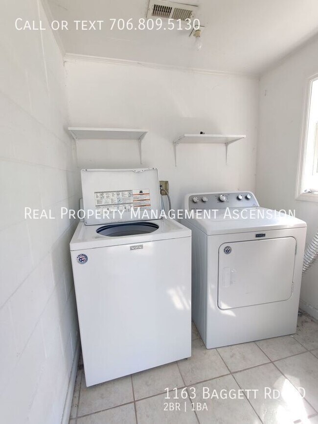 Building Photo - 1163 Baggett Rd