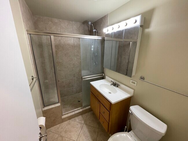 Building Photo - 11 Shagbark Rd