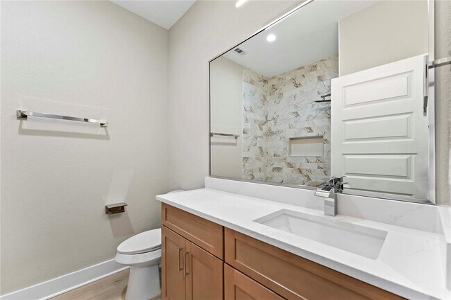 Building Photo - 9227 Ashville Dr