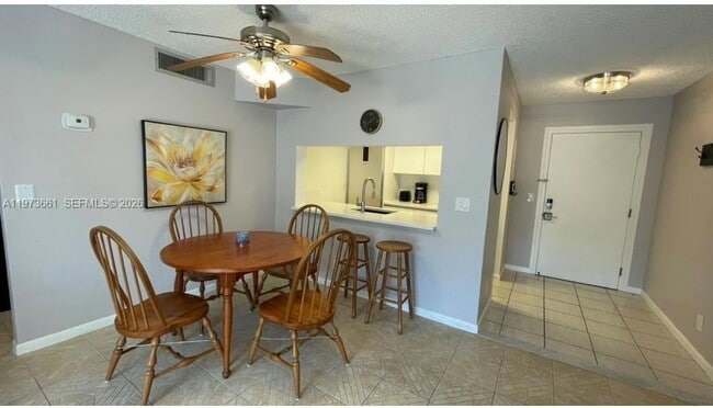 Building Photo - 10001 W Atlantic Blvd