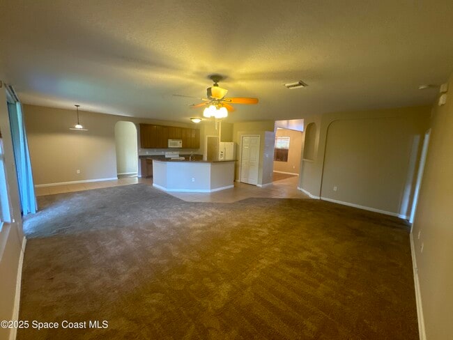 Building Photo - 6340 Dearman St