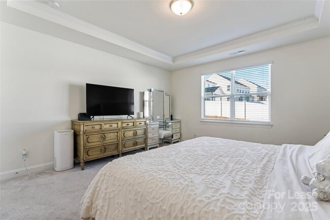 Building Photo - 116 Farrier Ln