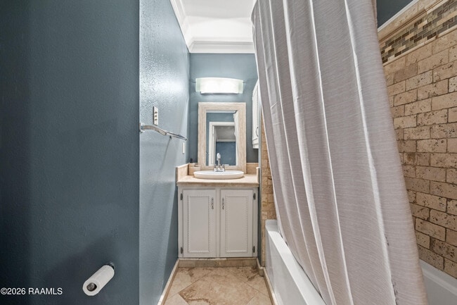 Building Photo - 106 Seattle St