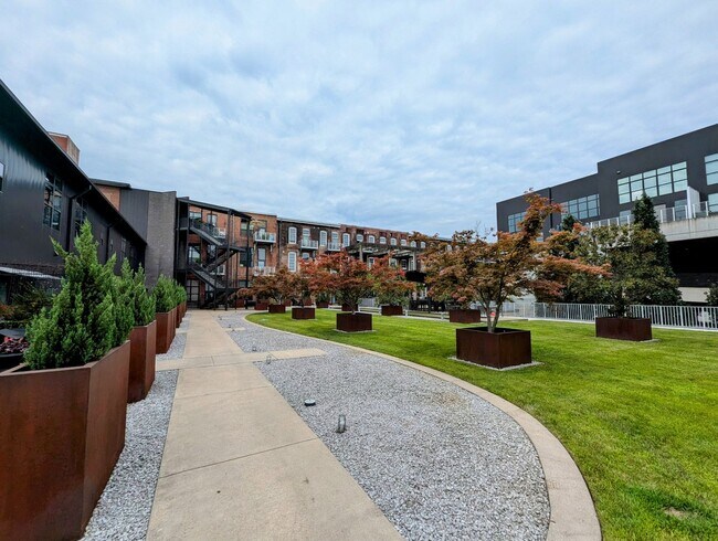 Building Photo - Amazing Germantown Loft in Historic Werthan Mills Lofts!