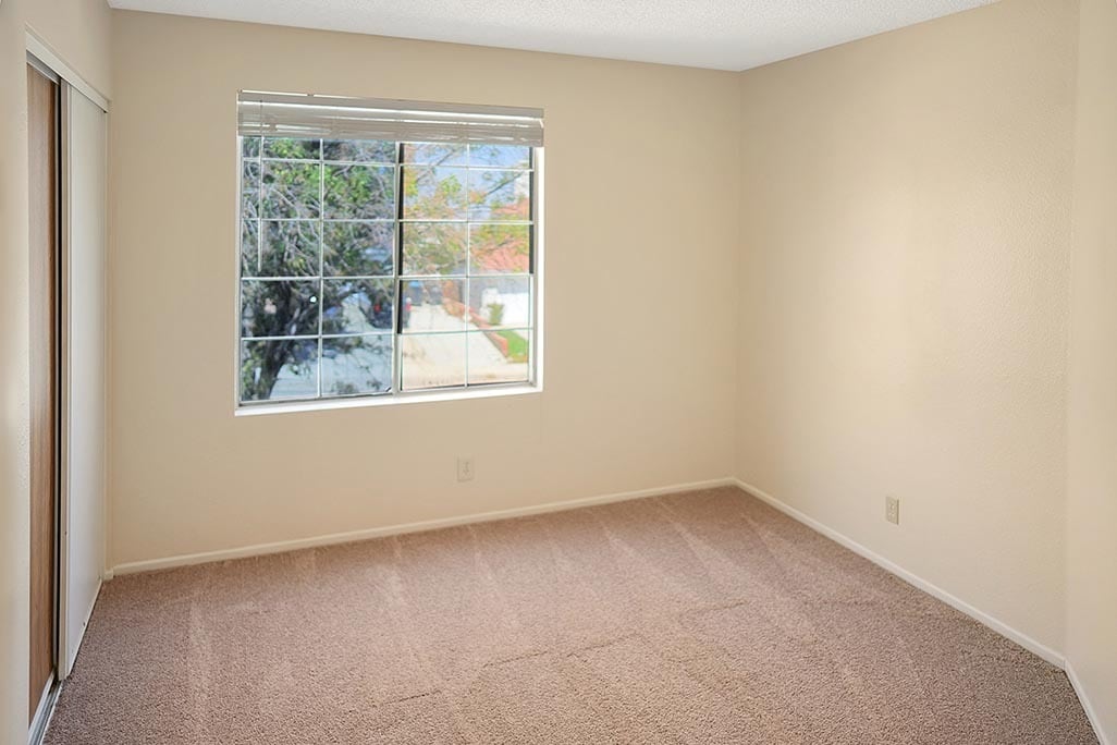 Building Photo - 1512 Siberian Ct