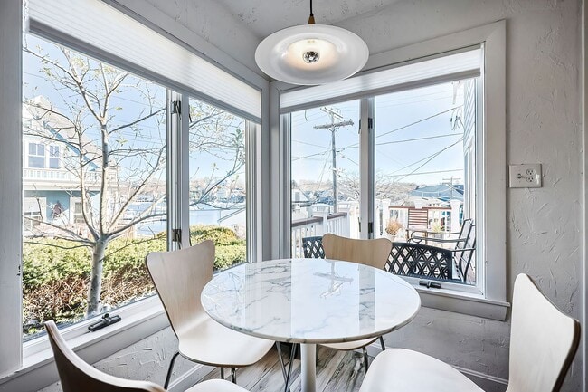 Building Photo - WINTER RENTAL: Painters Perch on Rocky Neck