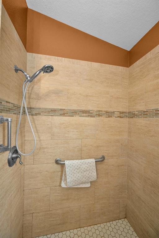Building Photo - 9630 Green Needle Dr