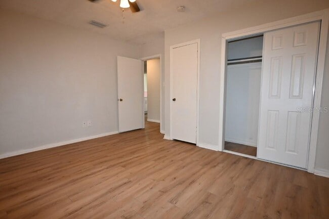 Building Photo - 37017 Meridian Ave
