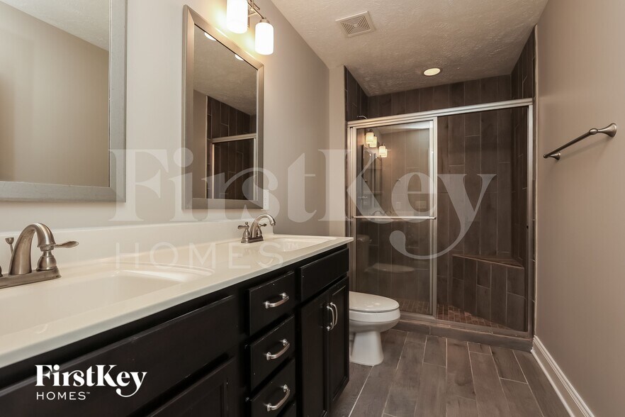 Building Photo - 1280 Eagle's View Dr