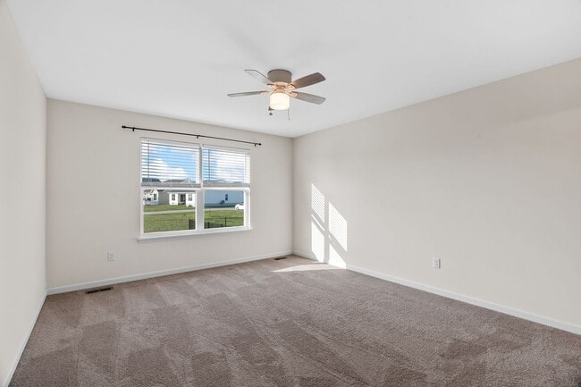 Building Photo - Charming 3-Bedroom Home