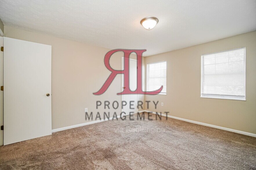 Building Photo - 1467 Worthington Row Dr