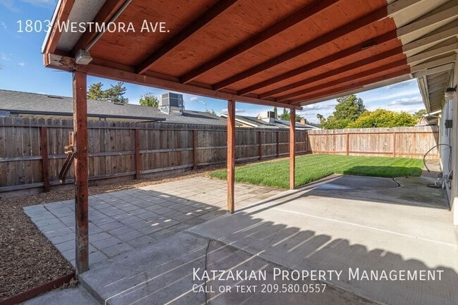 Building Photo - 1803 Westmora Ave