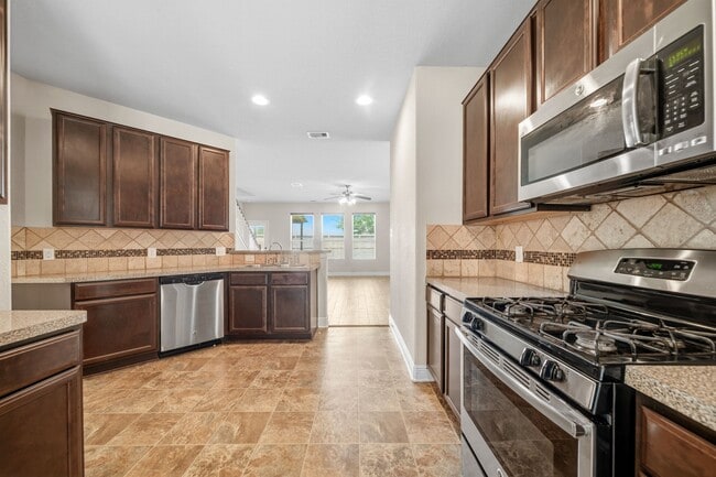 Building Photo - 2415 Cloudy Bay Dr