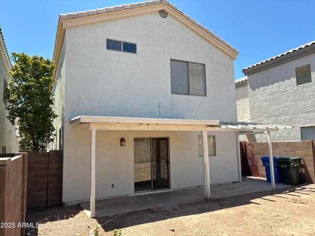Building Photo - 1750 W Union Hills Dr