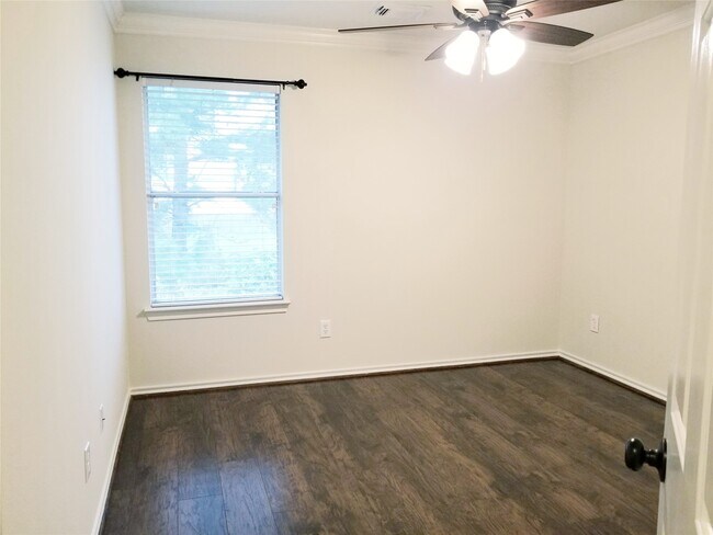 Building Photo - 16526 Beckland Ln