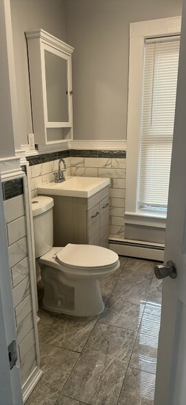 Building Photo - 59 Bellevue Ave
