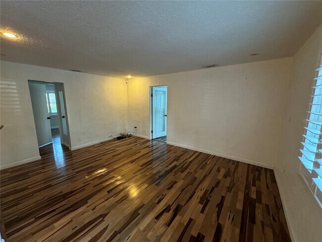 Building Photo - 112 N Thornton Ave