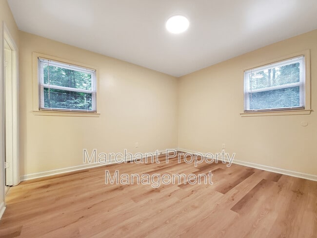 Building Photo - 106 Carlton Ct