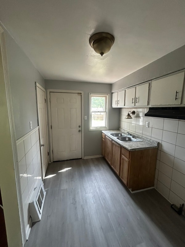 Building Photo - 7811 Alert Dr