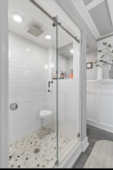 Building Photo - 7465 Bay Island Dr S