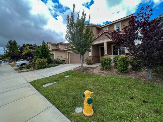 Building Photo - COMING SOON! Beautiful Redhawk home locate...