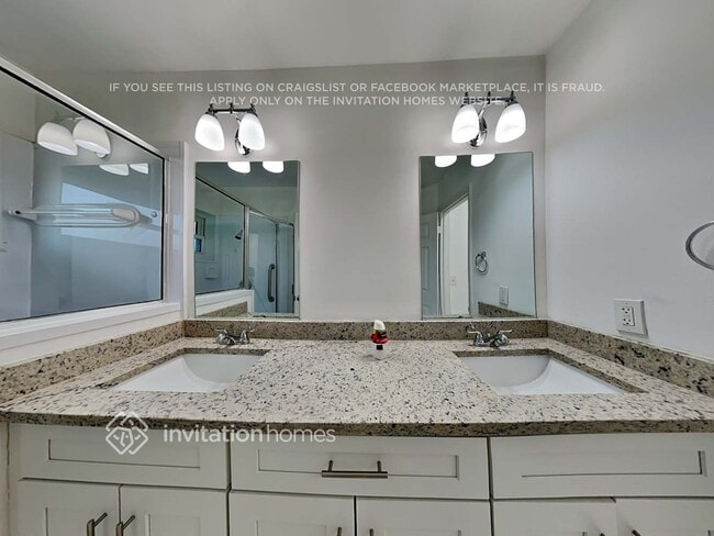 Building Photo - 224 W Riverbend Dr